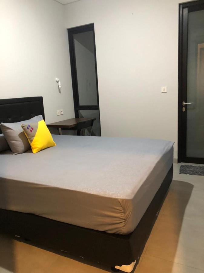 Hotel Cozy Puri Dżakarta Zewnętrze zdjęcie